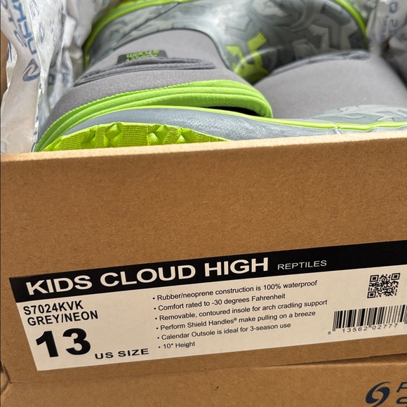 Kid Perfect Storm rain boots(reptiles) - Picture 2 of 2